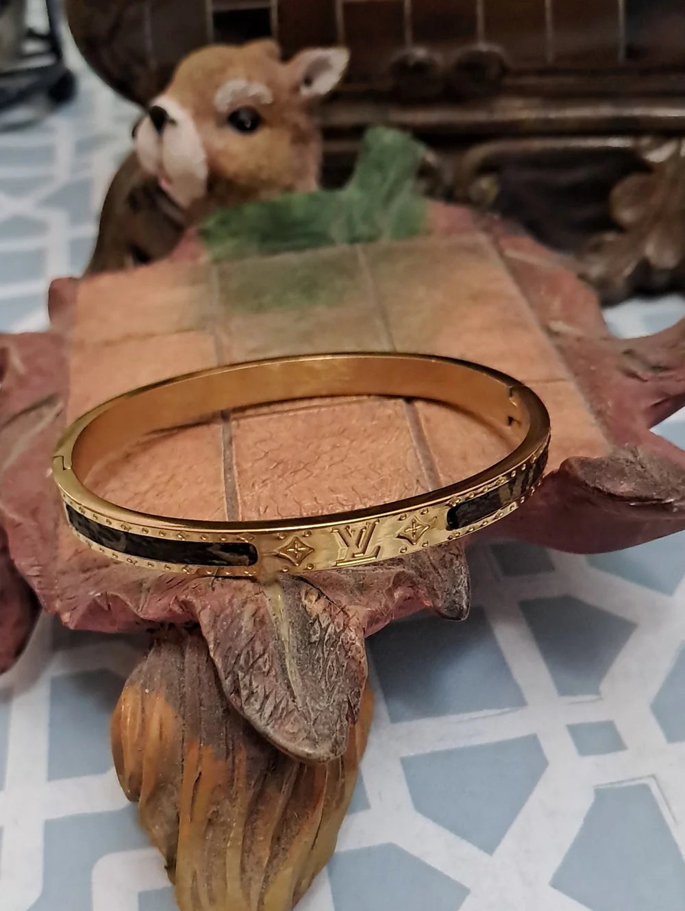 Fashion Desgn  Gold and Black Monogram Bangle Bracelet